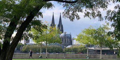 Kölner Dom von Deutz gesehen